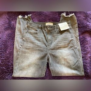 Women’s Abercrombie Dark Gray Super Skinny Ankle High Rise Jeggings Size 8